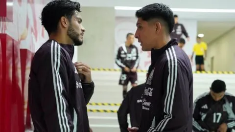 Raúl Jiménez y Edson Álvarez, descartados por sus técnicos a semanas del Mundial