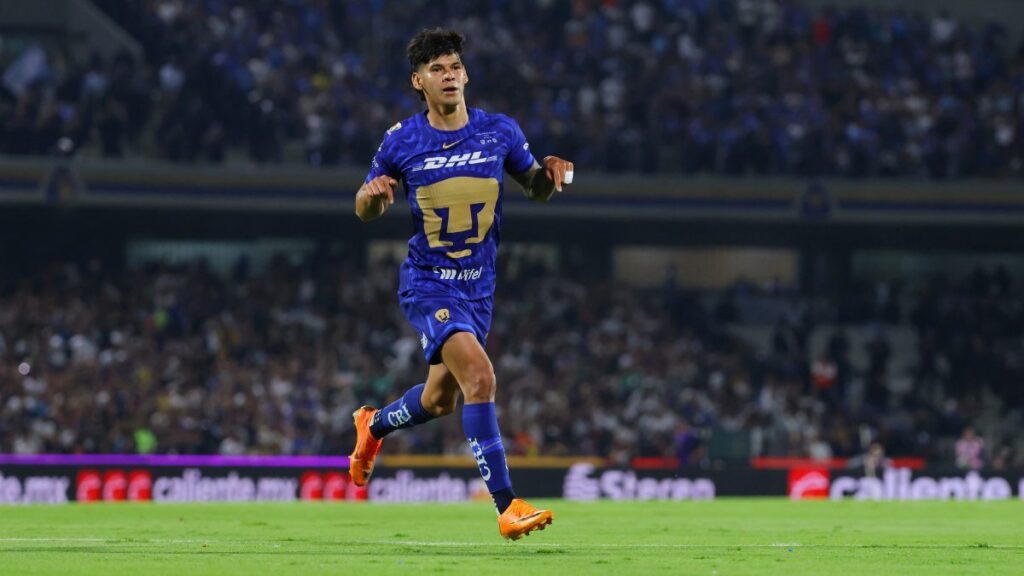 Robert Morales anota el gol para el Pumas 1-0 Cruz Azul final de vuelta de la Liga MX