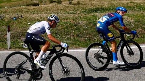 Agitación del Giro de Italia: así fue la pelea verbal de Éiner Rubio contra Gee y Ciccone