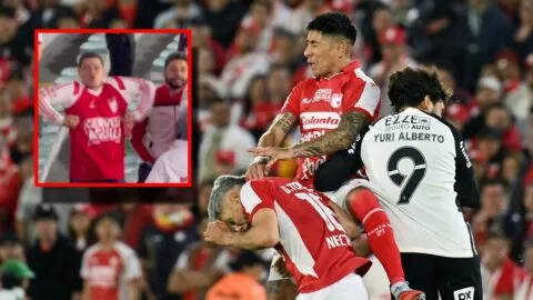 Escándalo en El Campín: indignación por actos racistas de hinchas de Santa Fe ante Corinthians