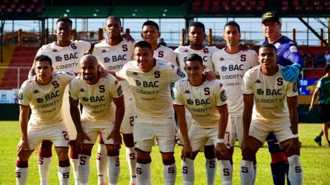 Duro golpe: Saprissa pierde dos piezas claves para la serie ante Liberia