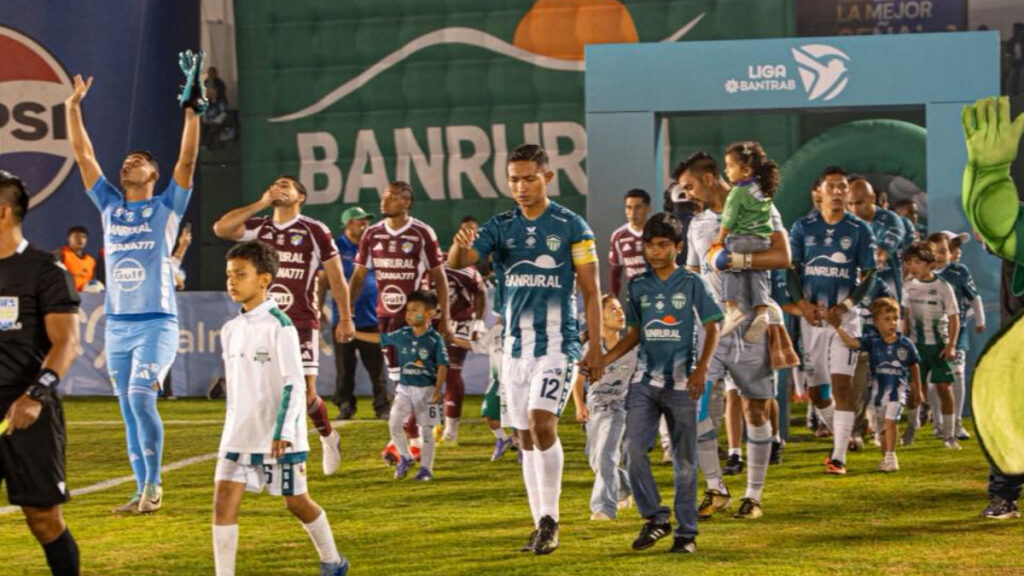 Antigua y Comunicaciones