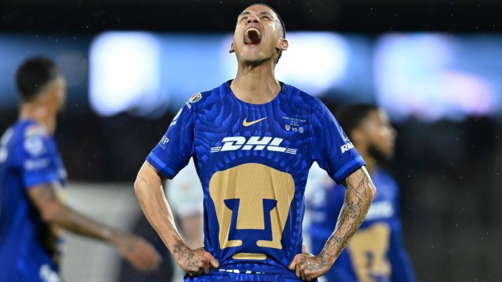 Uriel Antuna: el llamado Brujo asegura que no piensa salir de la institución hasta lograr el tan ansiado título de Liga MX