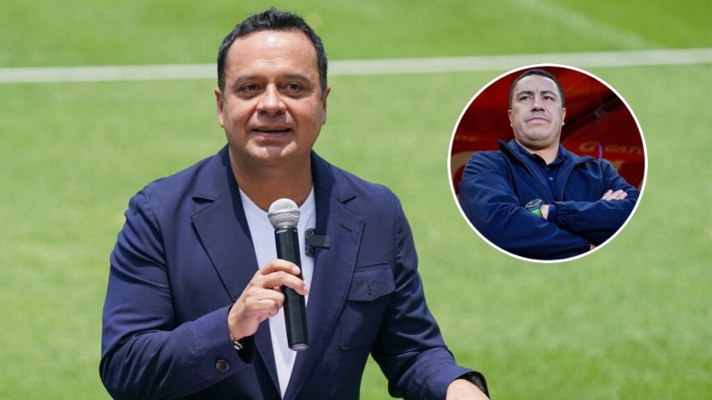 Víctor Velázquez en un evento de Cruz Azul
