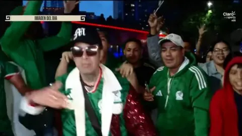 ¡Inicia la fiesta! Afición de la selección mexicana da el banderazo en el Ángel de la Independencia