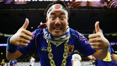 Del rojo al azul: así nació la identidad de Japón