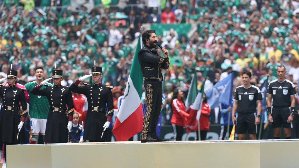 El Potrillo se lució en la ceremonia de inauguración de la Copa del Mundial