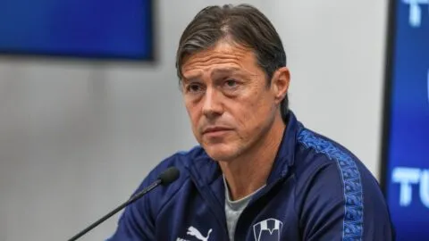 Matías Almeyda exige concentración en su primer entrenamiento con Monterrey