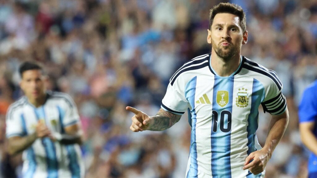 El árbitro de la final de Qatar 2022 dirigirá el debut de Argentina en el Mundial 2026