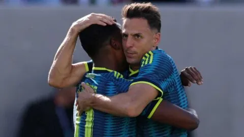 Santiago Arias destaca la emoción y la confianza tras victoria de Colombia ante Jordania