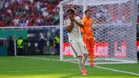 ¡Error brutal de Muslera! España golpea a Uruguay y lo pone al borde de la eliminación