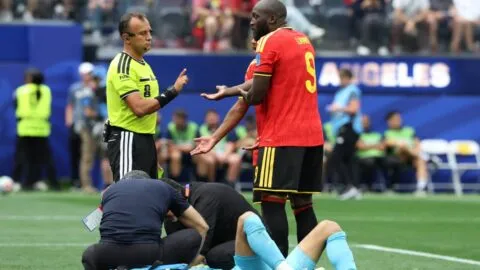 Bélgica vs Irán, en vivo: ¡Atajadón de Courtois!