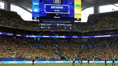 Escocia vs Brasil, en vivo: ¡César Ramos anula el segundo gol de Vinicius!