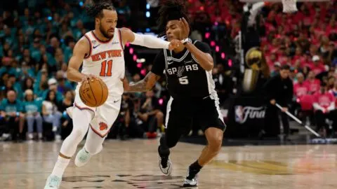 ¡Golpe en San Antonio! Knicks se 'roban' el primero ante Spurs y toman ventaja en las Finales de la NBA