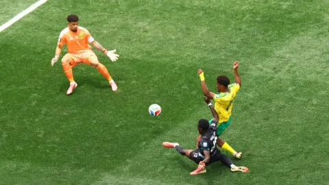 Sudáfrica vs Canadá, en vivo: ¡sTEPHEN eUSTÁQUIO ROMPE EL EMPATE EN EL DESCUENTO!