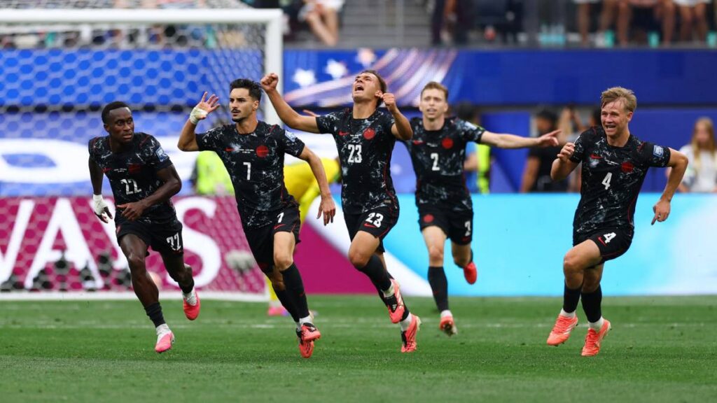 Sudáfrica vs Canadá: La Hoja de Maple clasifica por primera vez a octavos de final de una Copa del Mundo.