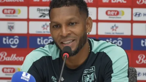 Alberto Quintero mira hacia Croacia y mantiene viva la ilusión de Panamá