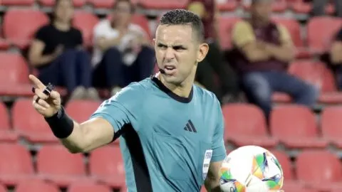 Carlos Ortega, por una final más: el árbitro para la ida entre Junior y Atlético Nacional