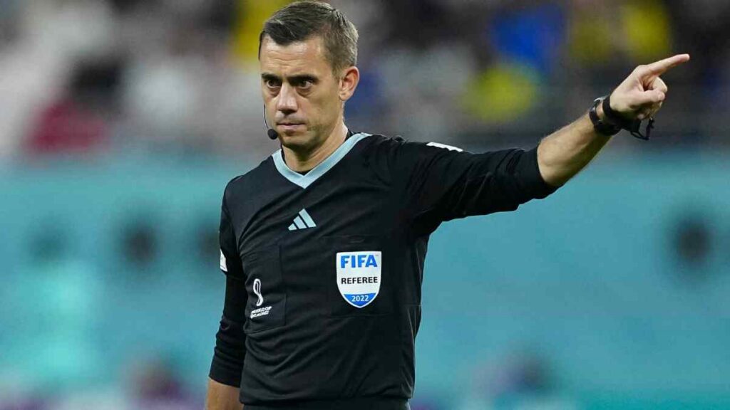 ¿Quién es el árbitro del Inglaterra vs Croacia?