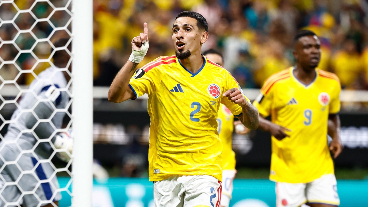 Daniel Muñoz lleva dos goles en el Mundial 2026. Foto: Ulises RUIZ / AFP
