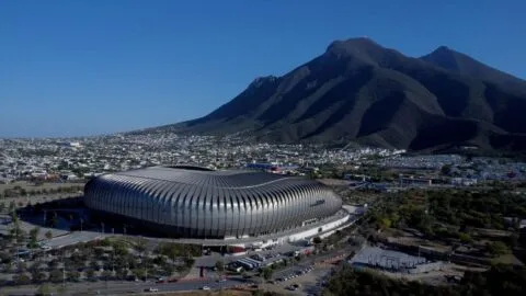 Vecinos del Estadio Monterrey se “aprovechan” del Mundial