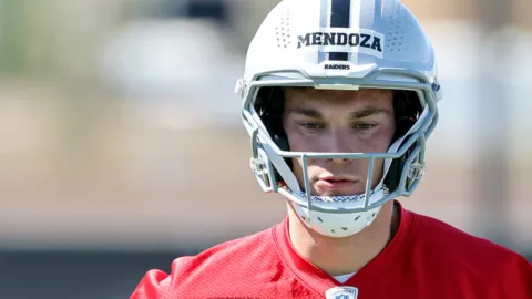 La primera cita de Fernando Mendoza con los Raiders: contra quién debutará en Semana 1
