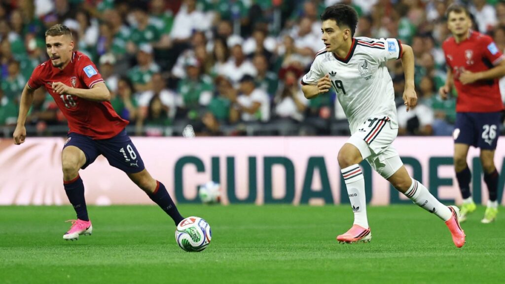 Gil Mora comanda el atque de México.