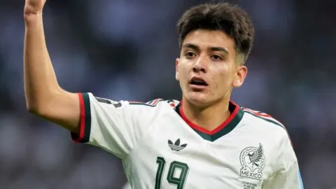 Gilberto Mora, la joya mexicana con mentalidad de veterano que se muestra al planeta en el Mundial 2026