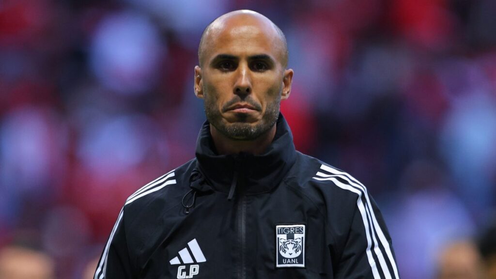 Guido Pizarro, técnico de Tigres