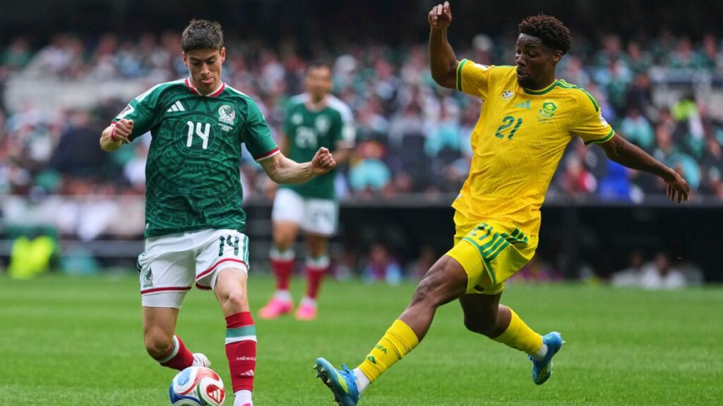Hormiga González espera que pase el tiempo para asimilar el juego de hoy; a su vez, menciona estar al servicio del equipo