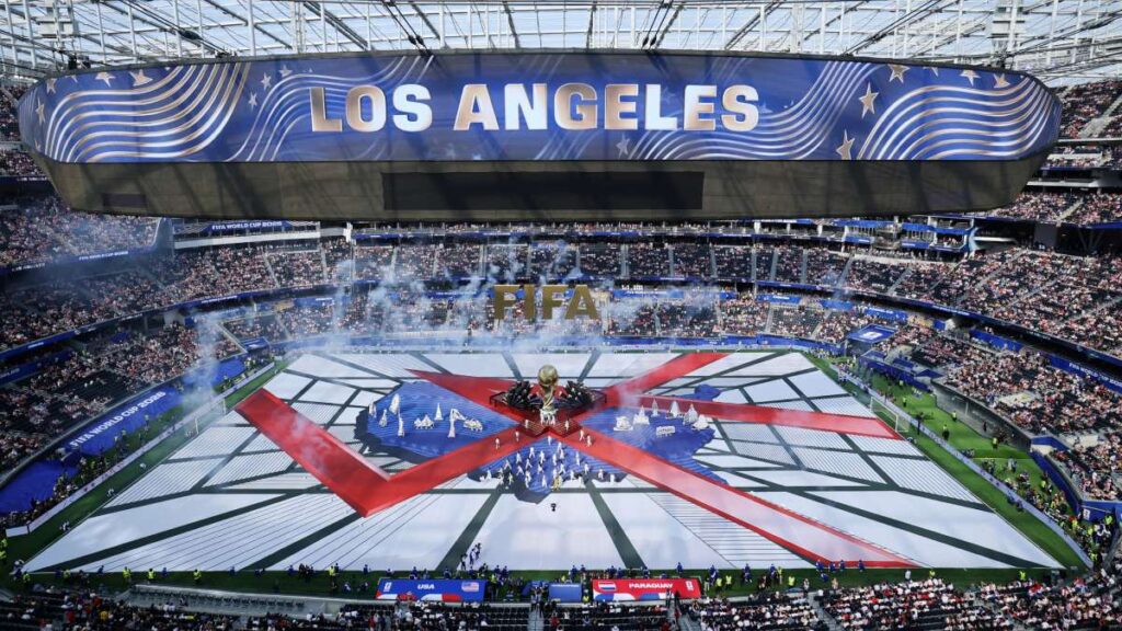 Katy Perry brilla en la ceremonia de inauguración en Los Ángeles