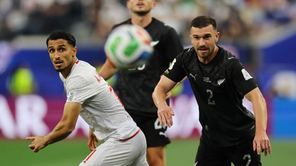 Los persas buscan el gol de la remontada