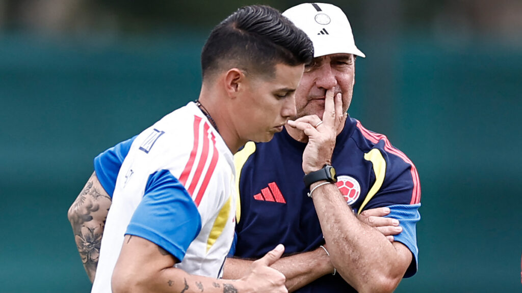 James Rodriguez y Nestor Lorenzo