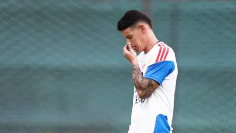 James Rodríguez, en riesgo con la Selección Colombia por la maña de taparse la boca