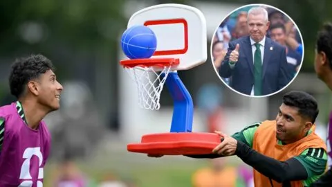 Javier Aguirre 'premia' a seleccionados nacionales con tiempo libre para disfrutar a su familia