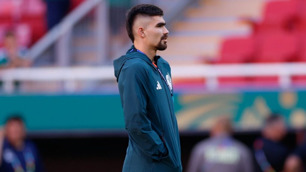 Johan Vásquez, clave en la primera salida