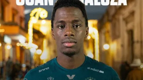 Antigua GFC despide a un futbolista que había fichado hace una semana