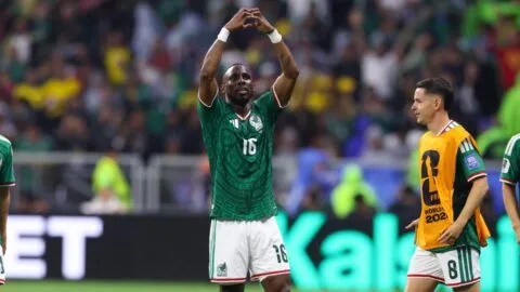Julián Quiñones hace explotar el Estadio Azteca con el primer gol de México ante Ecuador