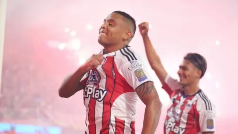 Junior golpea primero y deja al borde del knockout a Atlético Nacional