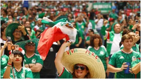 ¡Piel chinita! Alejandro Fernández entona el Himno Nacional en la inauguración del Mundial 2026