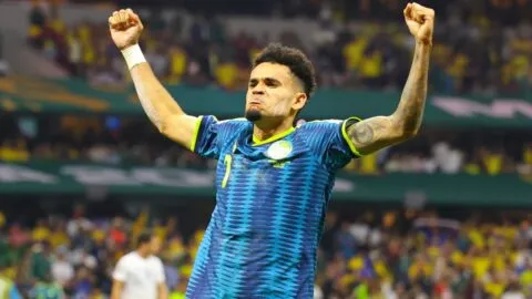 A la altura del desafío: Luis Díaz se gradúa en su debut mundialista