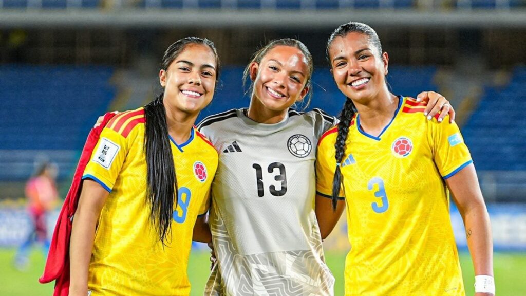 Maithe López, Luisa Agudelo y Daniela Arias
