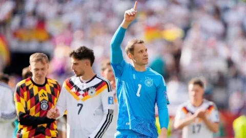 Manuel Neuer rompe récord de Hugo Lloris y se convierte en el portero con más partidos en los Mundiales