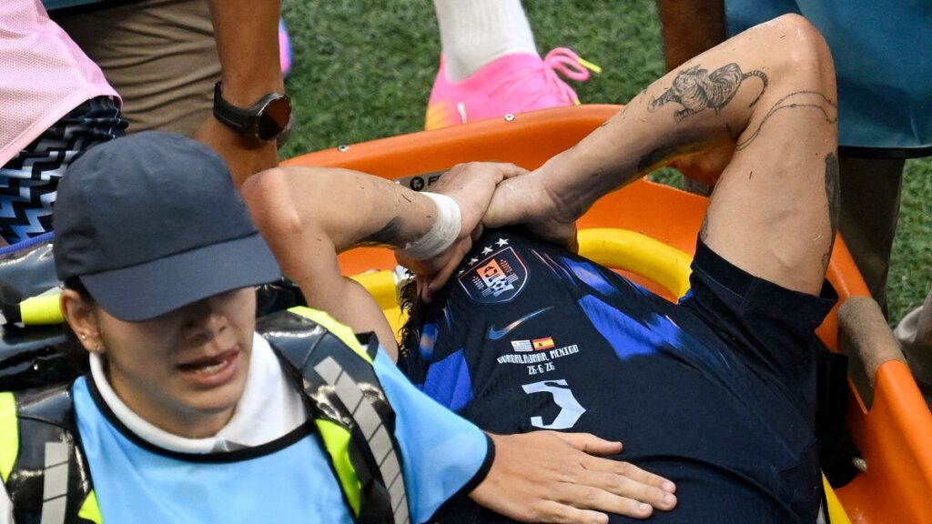 Manuel Ugarte sufre lesión de ligamento en la rodilla izquierda tras el Uruguay vs España