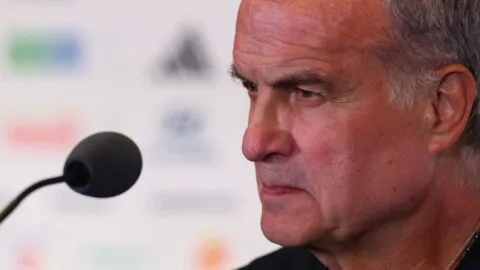 Marcelo Bielsa elogia a Luis de la Fuente: “Ha conseguido un fútbol más bonito que el que yo he logrado”