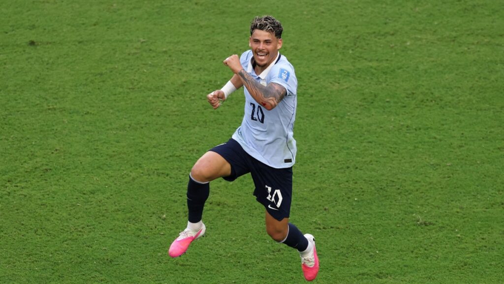 Maximiliano Araújo fue la figura de Uruguay ante Cabo Verde
