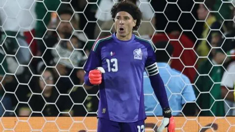 Guillermo Ochoa y su sexto Mundial: el último capítulo de una leyenda que nació frente a Brasil