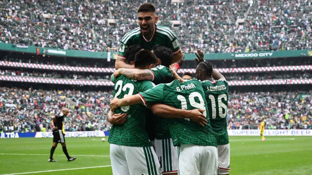 México, invicto en ocho partidos en el Azteca en los Mundiales
