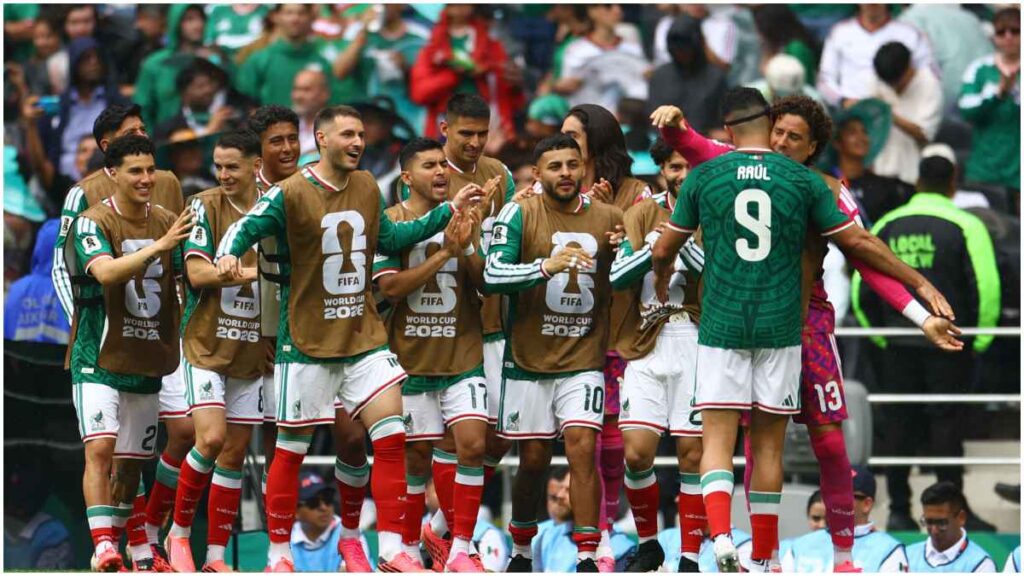 México celebra sus primeros tres puntos | Reuters