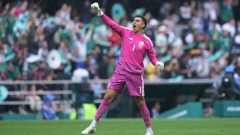 Raúl Rangel, el muro del Tri: sus números que ilusionan a México